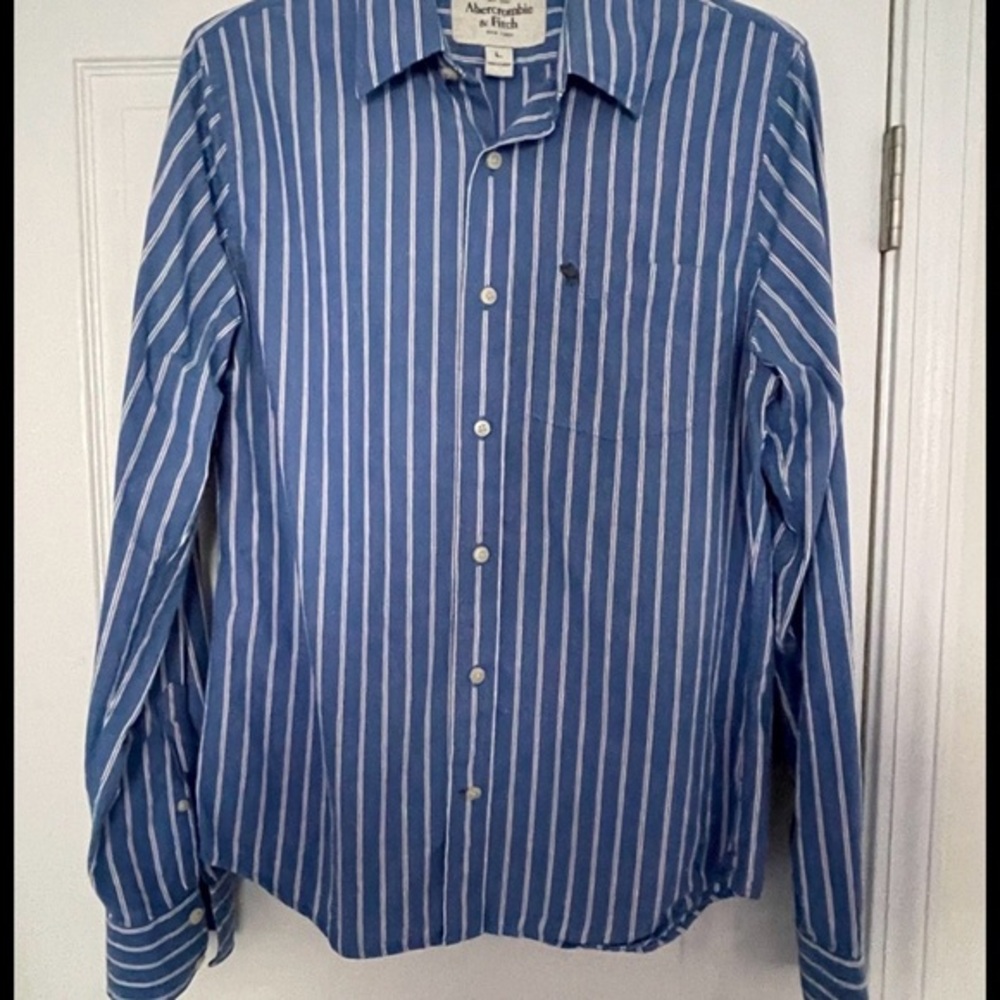 Abercrombie & Fitch kids Blue and White Striped Shirt size 14-16